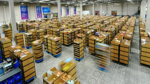 Robotics in Warehouse Automation is changing the Fulfillment Paradigm
